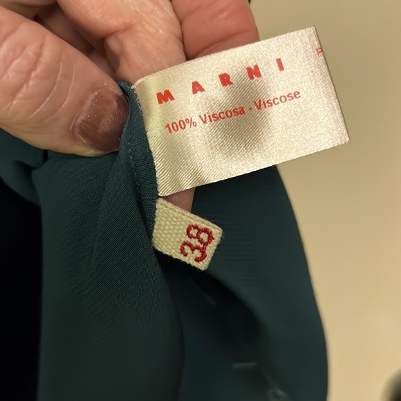 Marni Emerald green silk blouse. - Picture 7 of 7